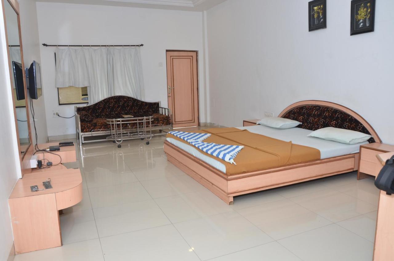 Golden Resort And Farm Nashik Luaran gambar