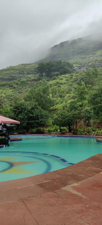 Golden Resort And Farm Nashik Luaran gambar