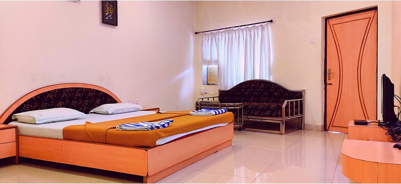 Golden Resort And Farm Nashik Luaran gambar