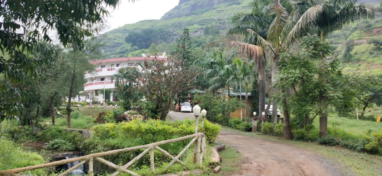 Golden Resort And Farm Nashik Luaran gambar