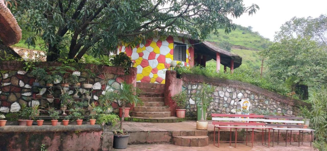 Golden Resort And Farm Nashik Luaran gambar
