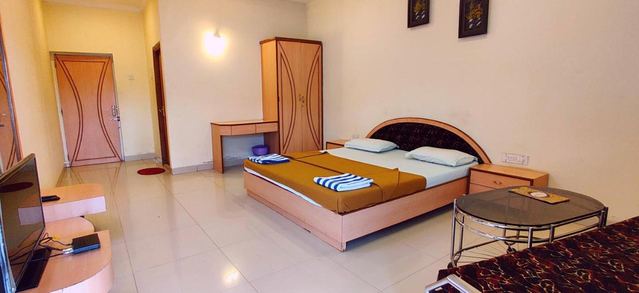 Golden Resort And Farm Nashik Luaran gambar