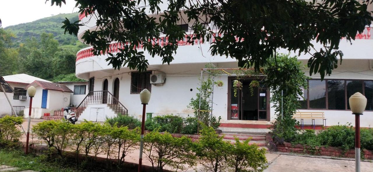 Golden Resort And Farm Nashik Luaran gambar